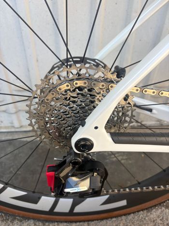 Used Lapierre Crosshill CF 8.0 2025 2025 Road & Gravel, White — image 10 of 13