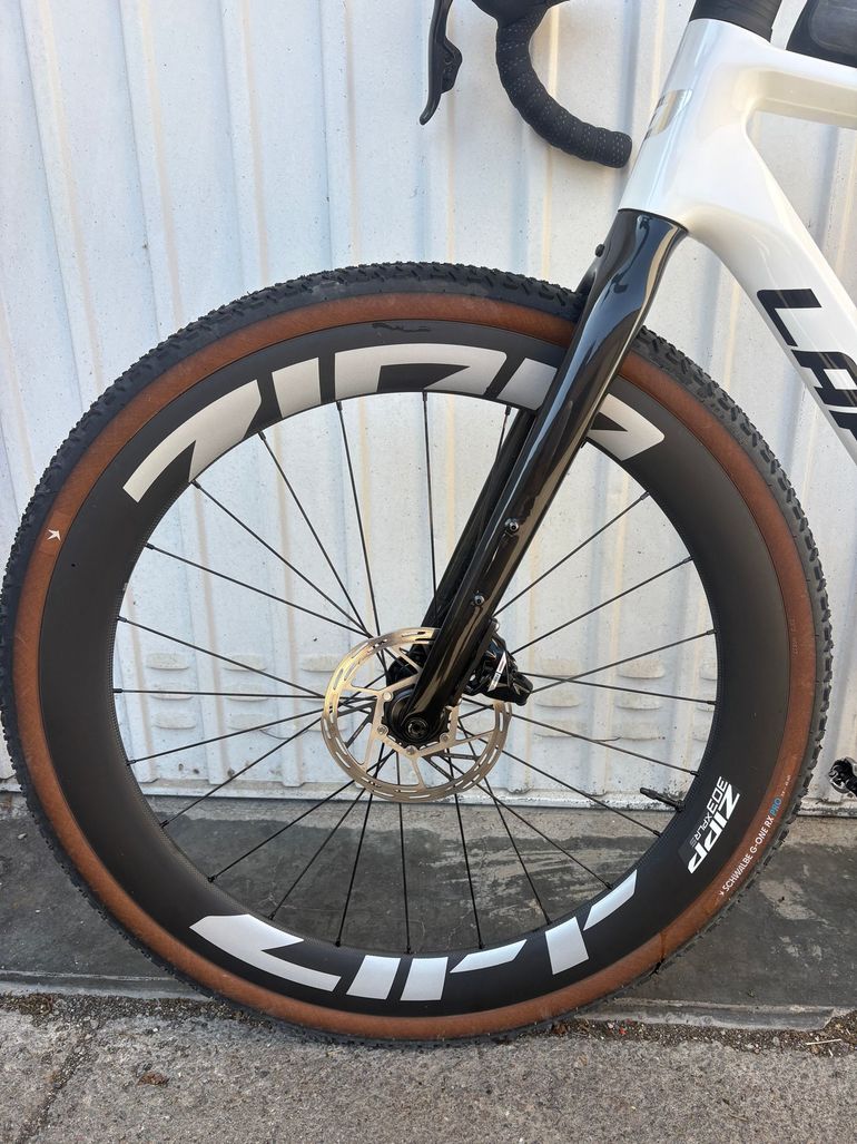 Used Lapierre Crosshill CF 8.0 2025 2025 Road & Gravel, White — image 7 of 13