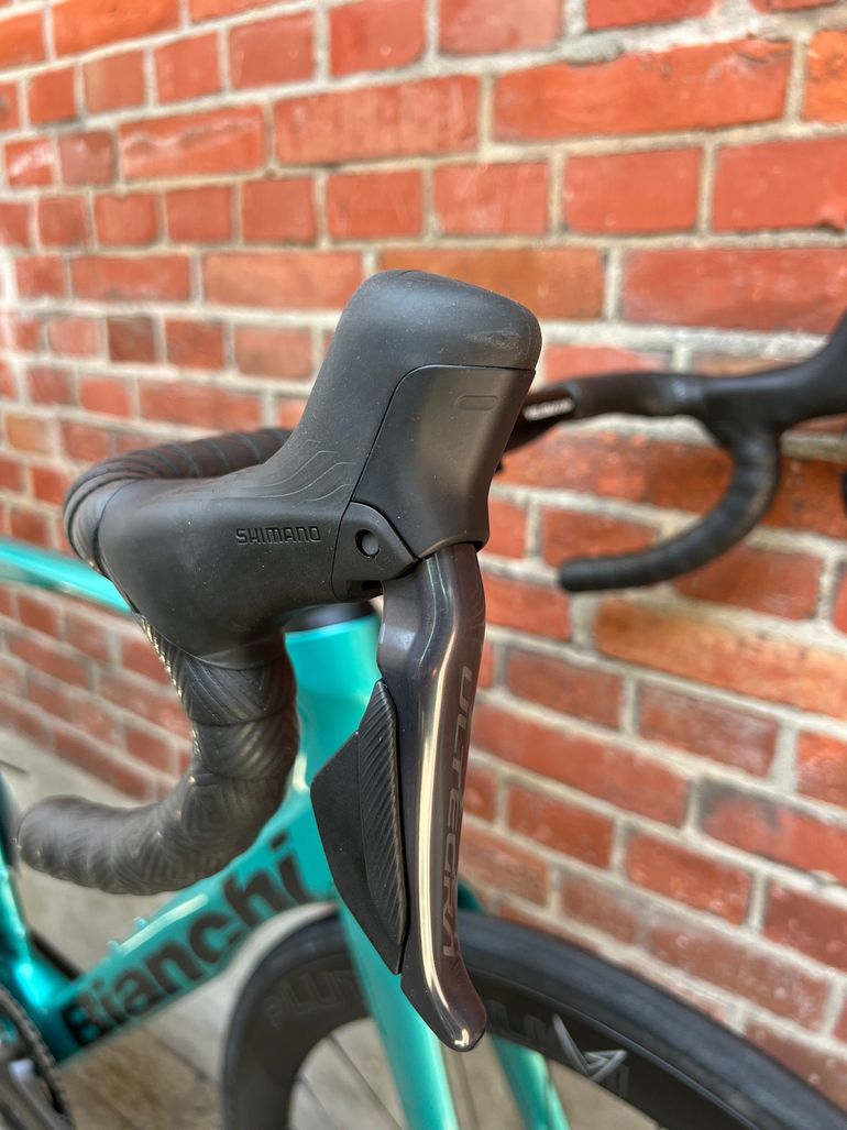 Używany Bianchi Oltre Shimano Ultegra Di2 2026 Road & Gravel — zdjęcie 5 z 17