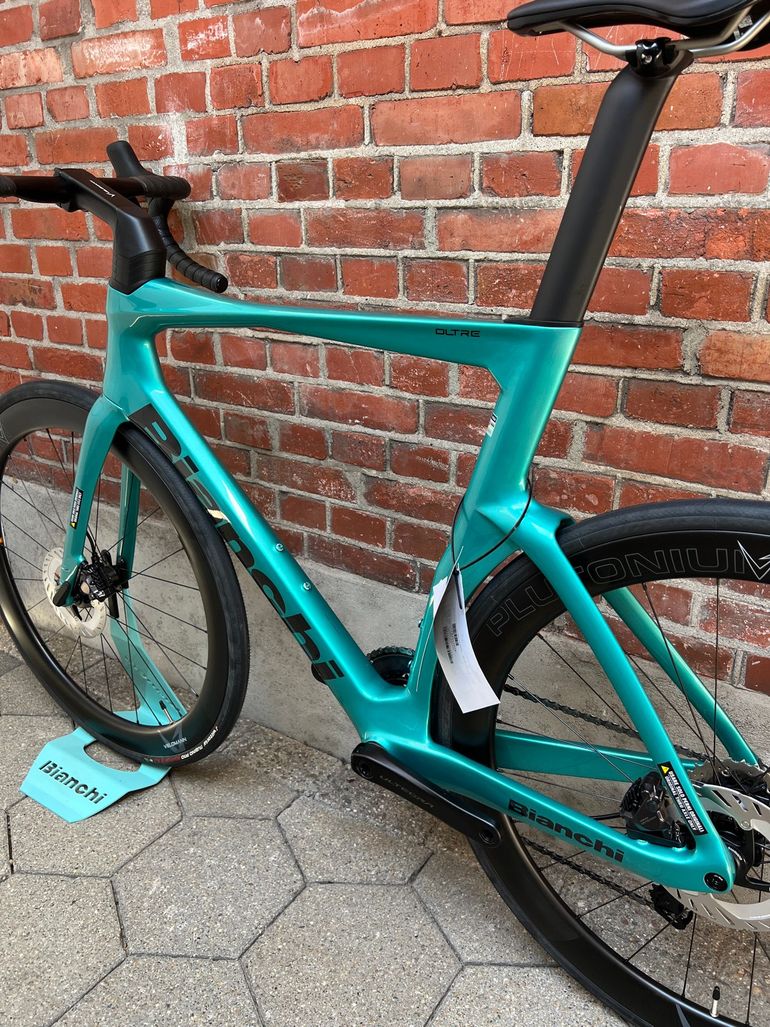 Używany Bianchi Oltre Shimano Ultegra Di2 2026 Road & Gravel — zdjęcie 14 z 17