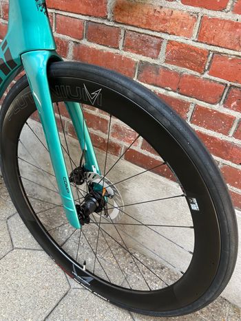 Używany Bianchi Oltre Shimano Ultegra Di2 2026 Road & Gravel — zdjęcie 4 z 17
