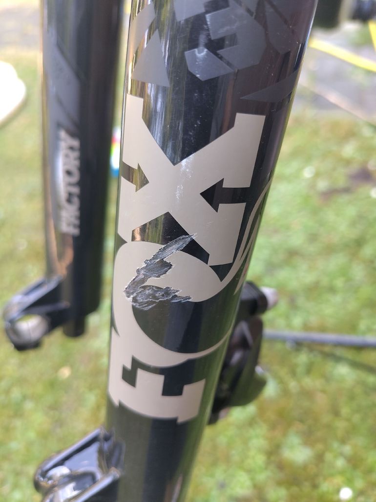 Used Specialized Stumpjumper SRAM X01 Eagle AXS 2023 Mountainbike, White — image 10 of 11