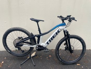 Trek Powerfly FS 7 2022 2022 MTB usato