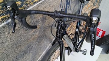 Tweedehands Giant Defy Advanced 1 2022 2022 Road & Gravel — afbeelding 2 van 11