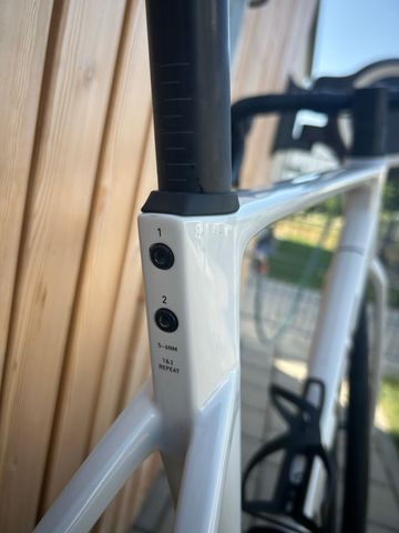 Brugt CUBE ATTAIN C:62, SLX 2025 2025 Road & Gravel — billede 5 af 7