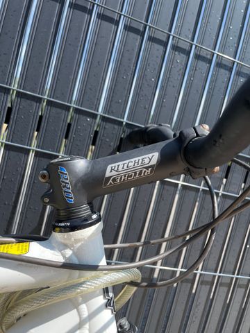 Used GT Expert 2005 2005 Mountainbike, White — image 10 of 14