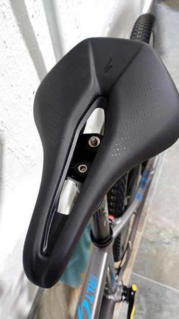Niner rlt9 RLT9 2023 Road & Gravel de segunda mano, Gris claro — imagen 6 de 8