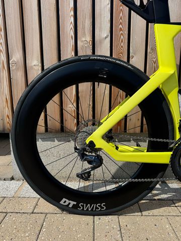 Used Canyon Speedmax CF 8 Disc 2022 2022 Road & Gravel, Orange — image 3 of 15
