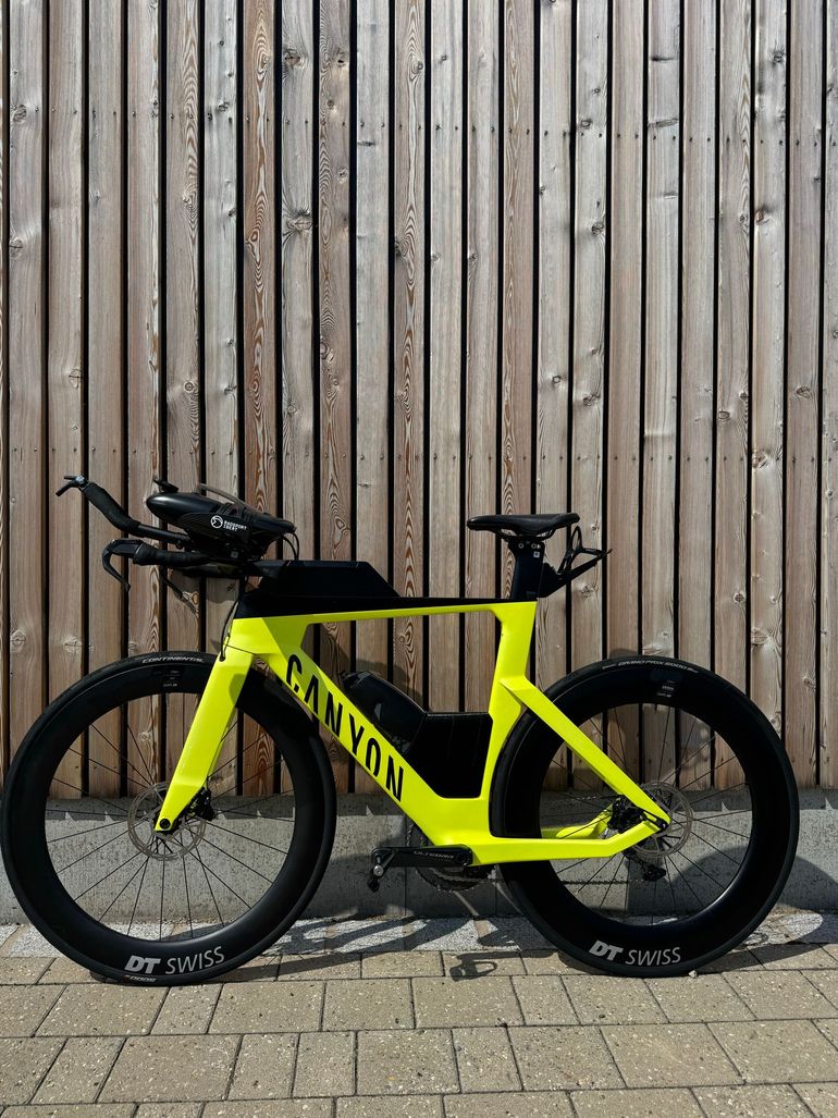 Canyon Speedmax CF 8 Disc 2022 2022 Road & Gravel d'occasion — image 2 sur 15