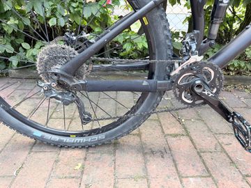 Gebrauchtes Canyon Nerve AL 8.9 2014 2014 Mountainbike, Schwarz — Bild 2 von 10