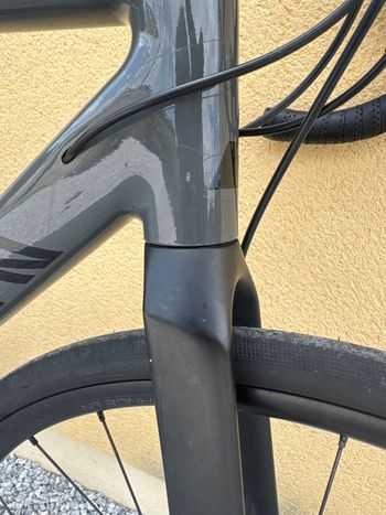 Canyon Endurace 6 2024 2024 Road & Gravel usato, Nero — immagine 5 di 10