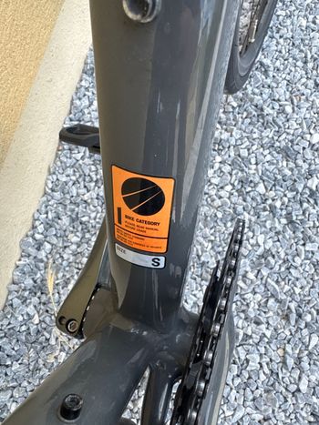 Canyon Endurace 6 2024 2024 Road & Gravel usato, Nero — immagine 10 di 10