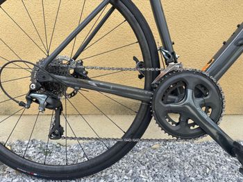 Canyon Endurace 6 2024 2024 Road & Gravel usato, Nero — immagine 3 di 10