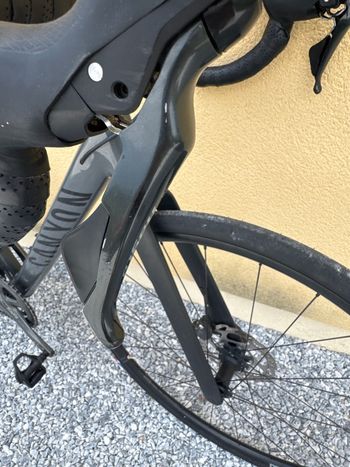 Canyon Endurace 6 2024 2024 Road & Gravel usato, Nero — immagine 4 di 10