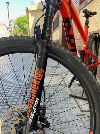 Used Kona Satori DL 2018 2018 Mountainbike, Orange, 29 — image 9 of 10