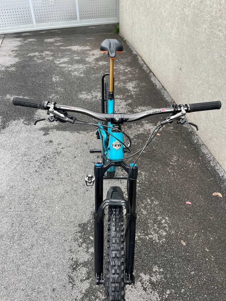 Yeti SB150 T2 2020 2020 Mountainbike de segunda mano, Azul — imagen 6 de 17