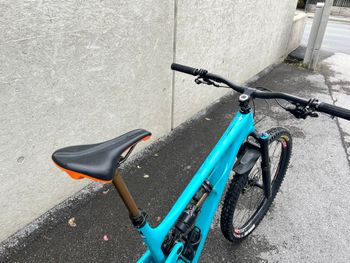 Yeti SB150 T2 2020 2020 Mountainbike de segunda mano, Azul — imagen 2 de 17