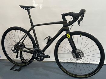 Tweedehands Scott Addict 10 disc 2019 2019 Road & Gravel