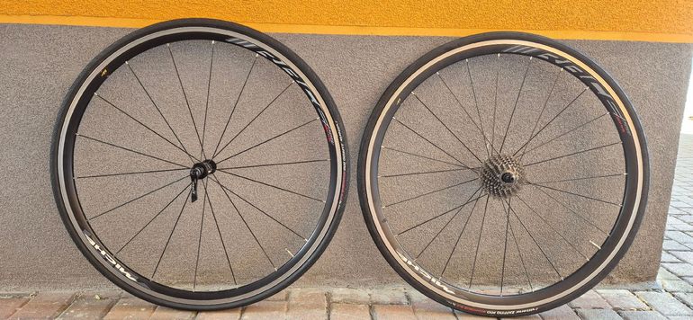 Used Wilier Custom Shimano Ultegra 2018 Road & Gravel, White — image 3 of 5