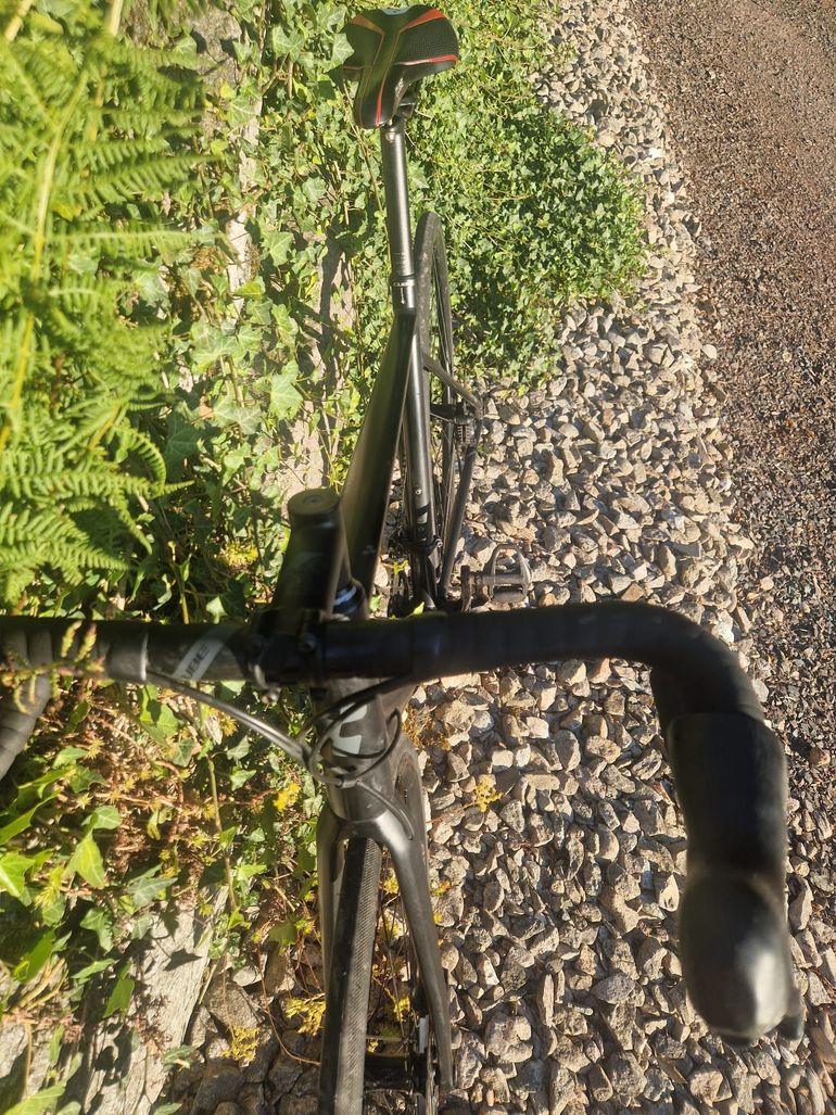 Gebrauchtes CUBE ATTAIN SL 2020 2020 Road & Gravel, Schwarz — Bild 6 von 6