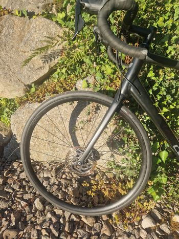 Gebrauchtes CUBE ATTAIN SL 2020 2020 Road & Gravel, Schwarz — Bild 4 von 6