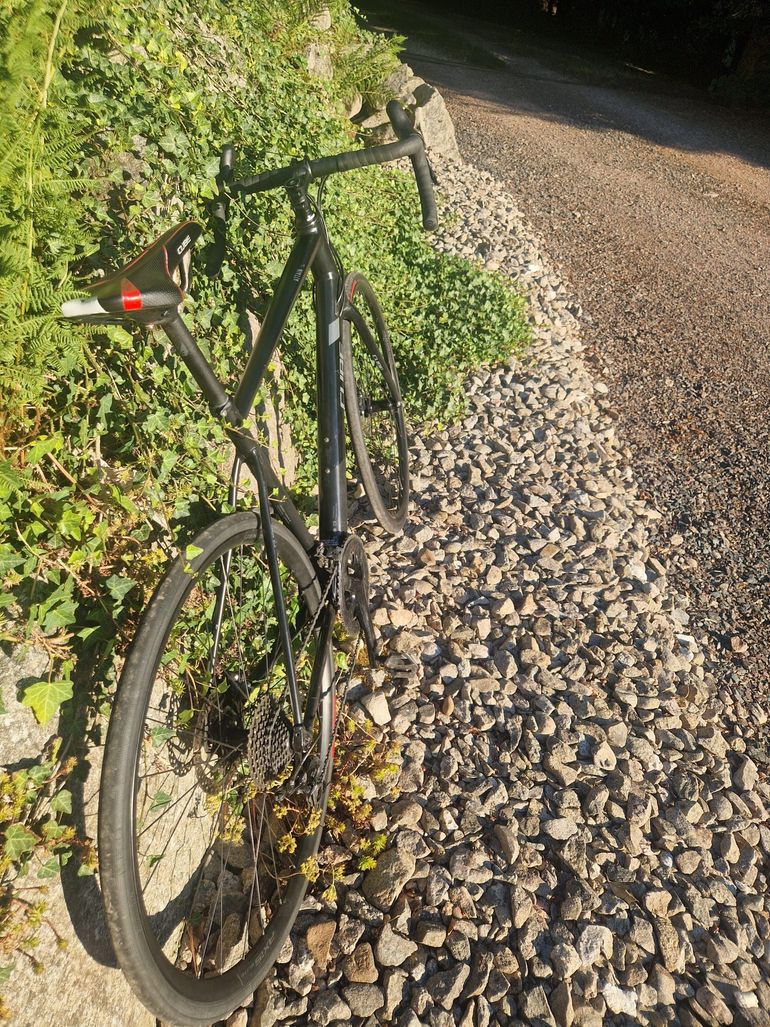 Gebrauchtes CUBE ATTAIN SL 2020 2020 Road & Gravel, Schwarz — Bild 5 von 6