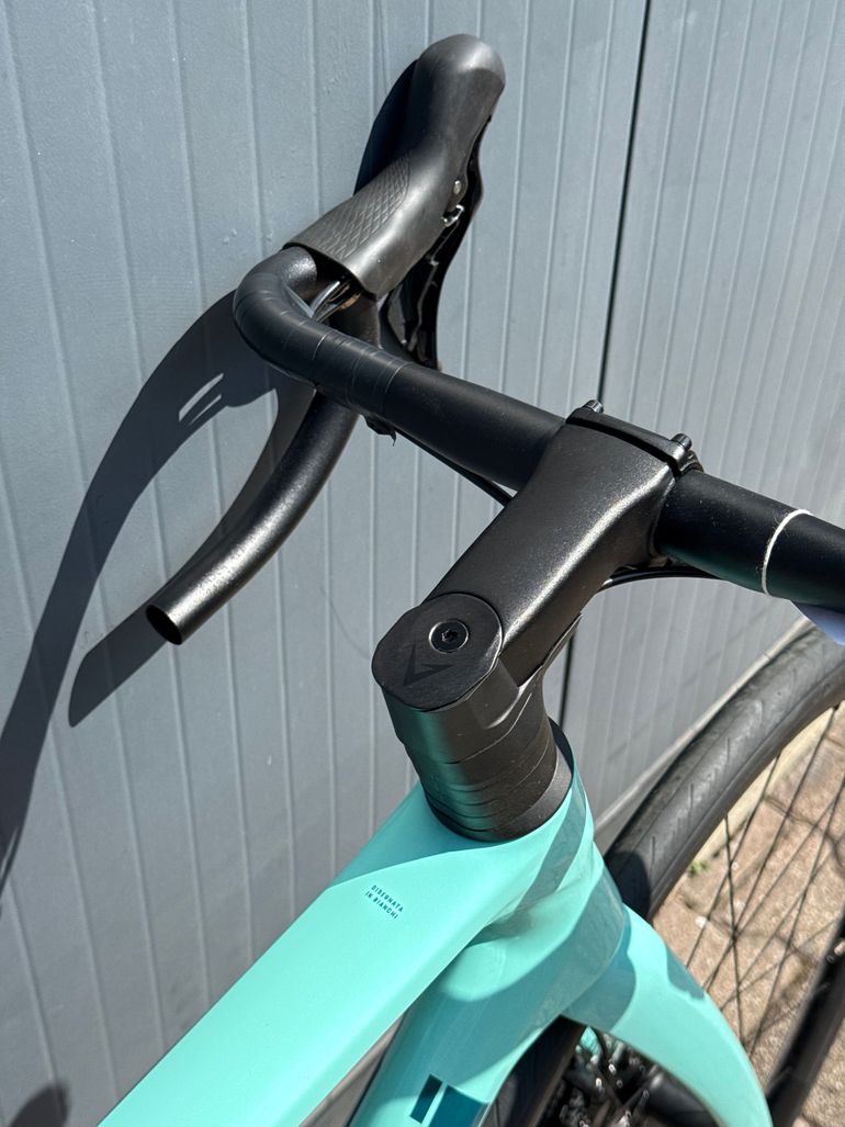 Brugt Bianchi Infinito 105 2024 2024 Road & Gravel — billede 7 af 7
