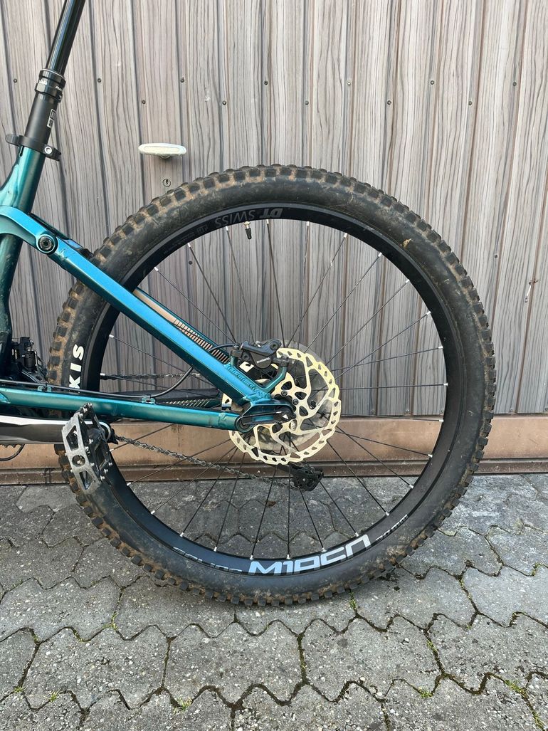 Używany Canyon Spectral Shimano Deore XT 2017 Mountainbike — zdjęcie 10 z 12