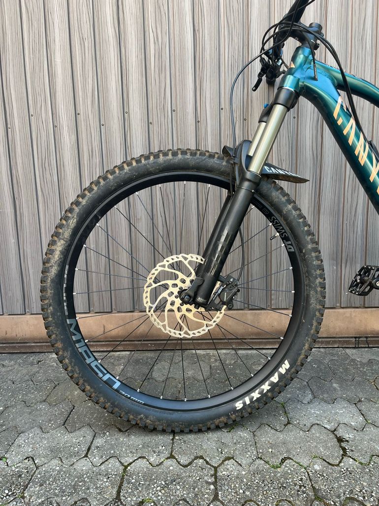 Używany Canyon Spectral Shimano Deore XT 2017 Mountainbike — zdjęcie 11 z 12