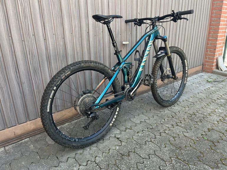 Używany Canyon Spectral Shimano Deore XT 2017 Mountainbike — zdjęcie 3 z 12