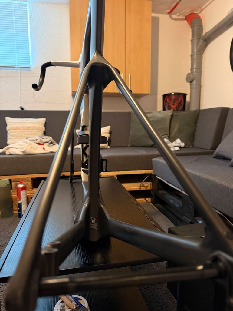 Used BMC Teammachine R 01 MOD 2024 Frameset 2024 Road & Gravel, Black — image 3 of 12