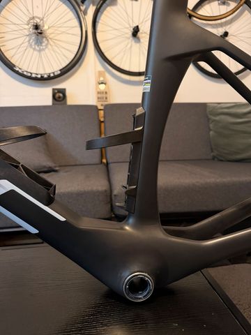 BMC Teammachine R 01 MOD 2024 Frameset 2024 Road & Gravel d'occasion — image 2 sur 12