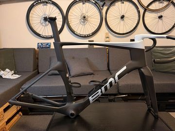 BMC Teammachine R 01 MOD 2024 Frameset 2024 Road & Gravel d'occasion — image 8 sur 12