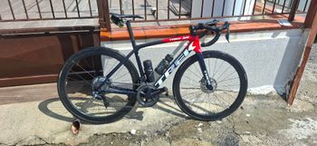 Used Trek Émonda SLR 9 2022 2022 Road & Gravel