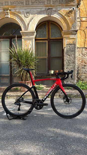 Pinarello F7 ULTEGRA Di2 2024 2024 Road & Gravel d'occasion