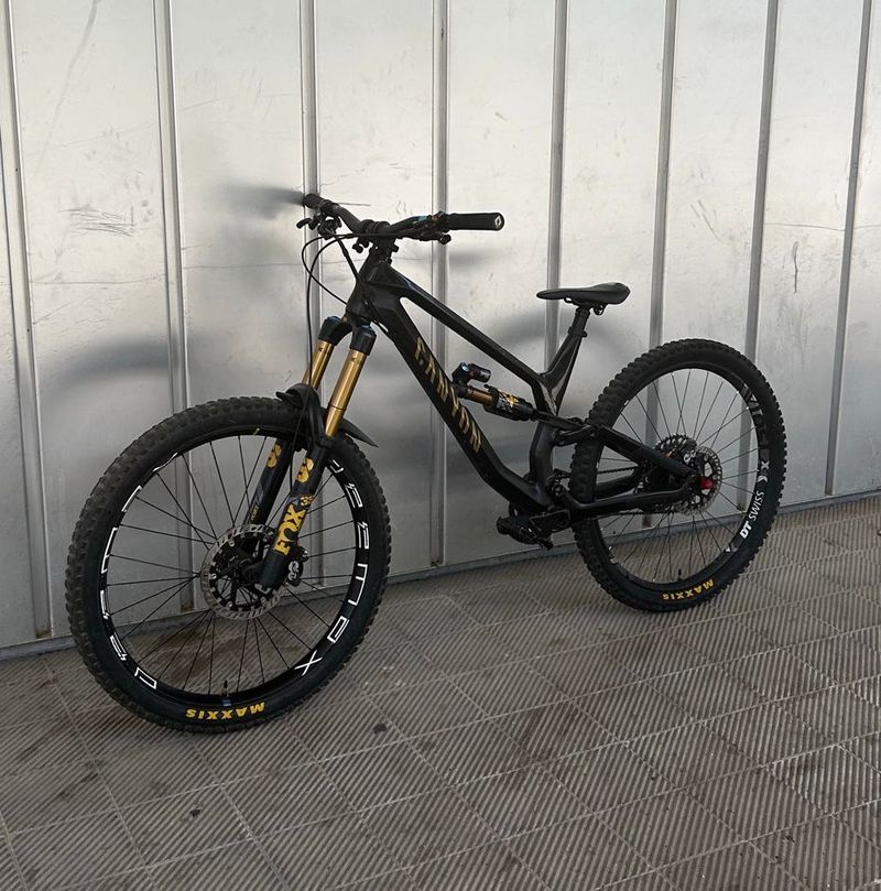 Used Canyon Torque CF 9 2022 2022 MTB