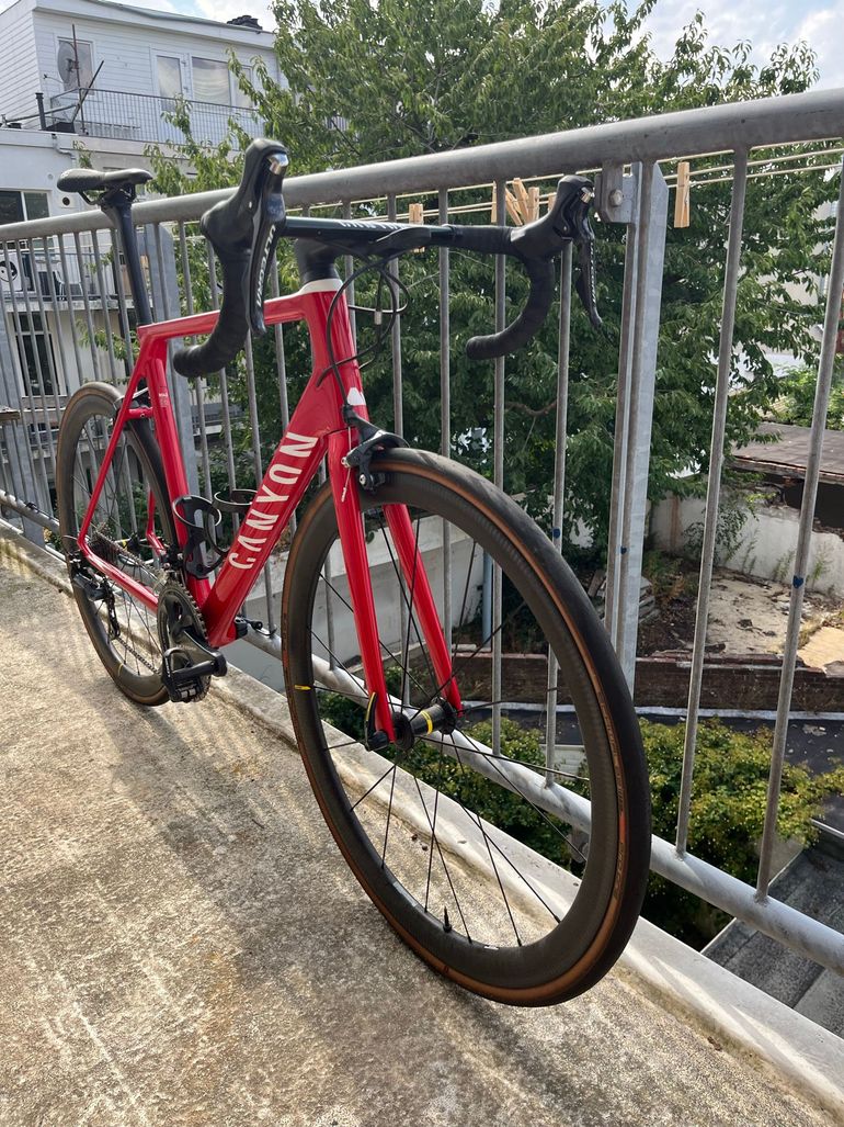 Brugt Canyon Ultimate CF SL 8.0 Aero 2019 2019 Road & Gravel — billede 5 af 9