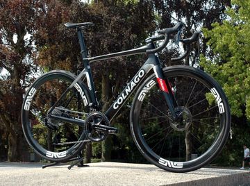 Colnago V4RS UAE-ENVE Original(!)-Rad Von ISAAC DEL TORO 2024 Road & Gravel d'occasion