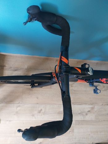 Used CUBE ATTAIN PRO 2022 2022 Road & Gravel, Black — image 3 of 7