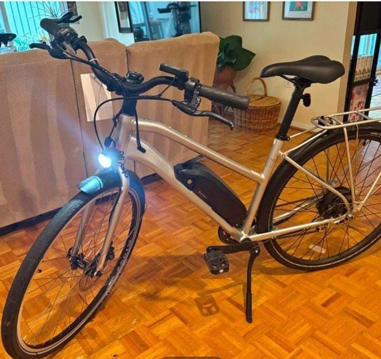 Used Charge City Standard 2023 2023 Urban, Light Gray — image 2 of 4