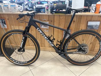 Tweedehands Specialized Epic SRAM X01 Eagle 2023 Mountainbike — afbeelding 2 van 3