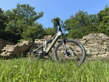 Cannondale Moterra Shimano Deore XT 2024 MTB usato