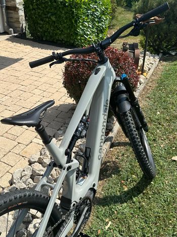 Used Cannondale Moterra Shimano Deore XT 2024 Mountainbike, Light Gray, Mixed — image 3 of 22