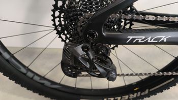 Tweedehands Megamo TRACK 10 2024 2024 Mountainbike — afbeelding 3 van 16