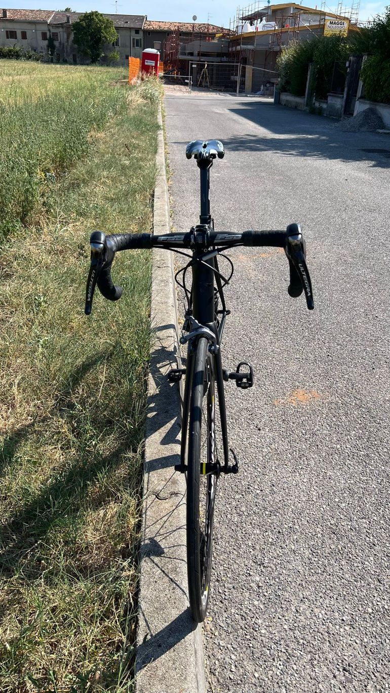 Used Carrera SL7 Shimano Ultegra 2017 Road & Gravel, Black — image 3 of 4