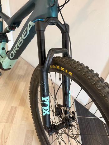 Używany Orbea RISE M20 2023 2023 Mountainbike — zdjęcie 3 z 6