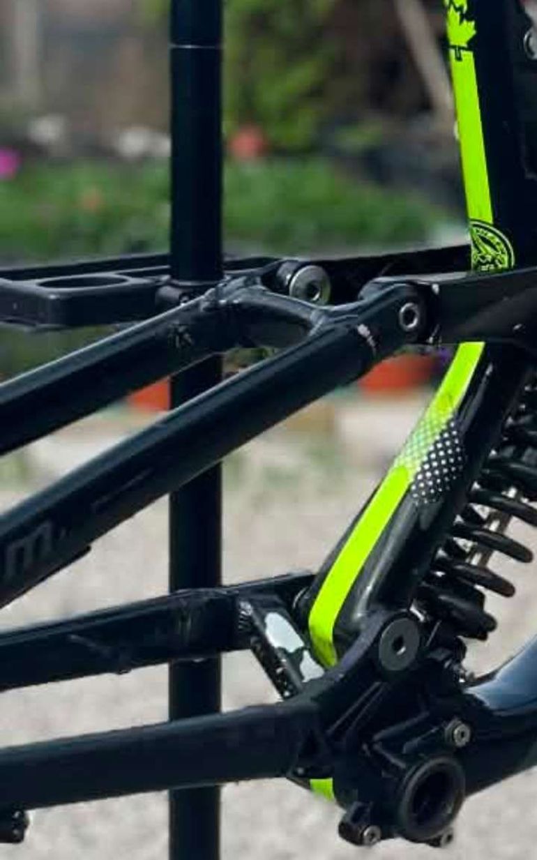 Used Norco Aurum A7.2 2017 Frameset 2017 Mountainbike, Black, 27.5 — image 5 of 7