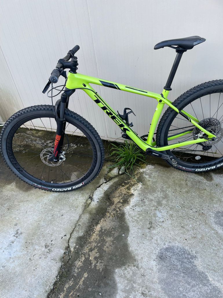 Gebrauchtes Trek Procaliber 9.6 2023 2023 Mountainbike, Grün — Bild 5 von 8