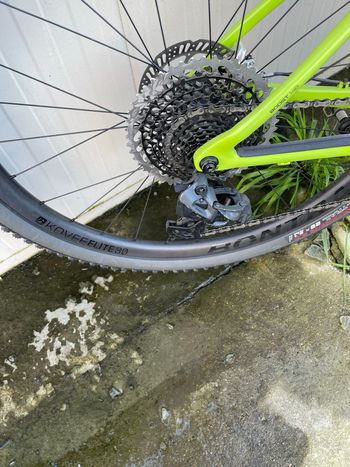 Gebrauchtes Trek Procaliber 9.6 2023 2023 Mountainbike, Grün — Bild 4 von 8