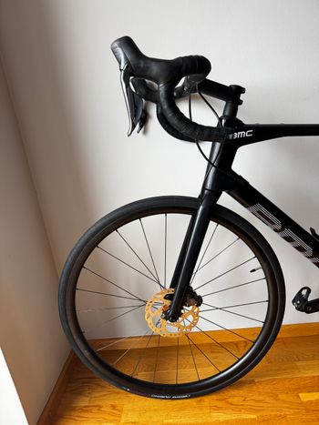 BMC Roadmachine THREE 2023 2023 Road & Gravel d'occasion — image 3 sur 7